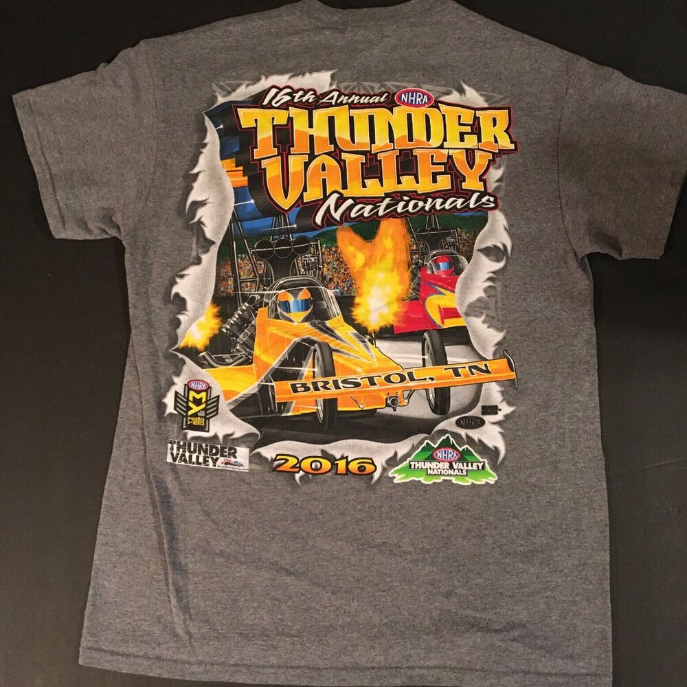 2016 Bristol TN Thunder Valley Nationals NHRA 16th Annual Gildan Size M T-Shirt